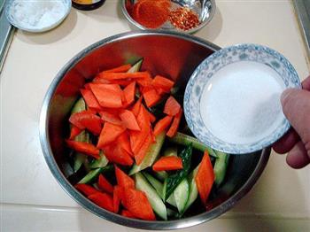 韩国腌黄瓜的做法步骤1
