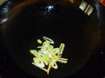 豆干韭菜炒豆芽的做法步骤3