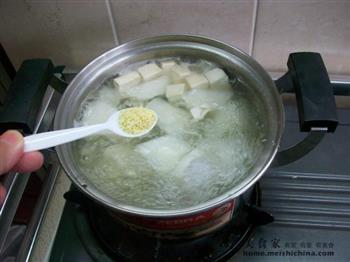 白萝卜豆腐排骨汤的做法步骤9