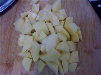 红烧肉炖土豆的做法图解9