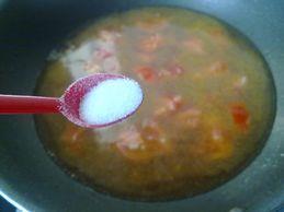 番茄鸡蛋豆腐汤的做法步骤6