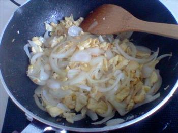 洋葱炒蛋的做法步骤8