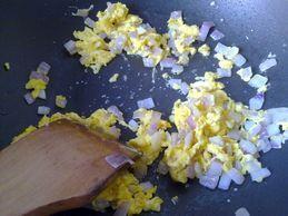 洋葱鸡蛋炒饭的做法步骤4