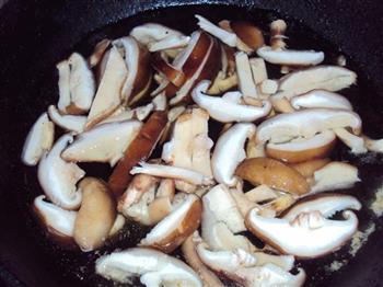 香菇扒油菜的做法步骤5