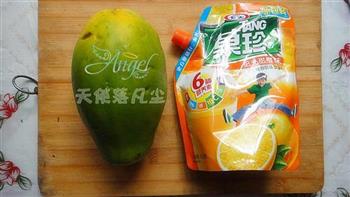 橙汁木瓜的做法步骤1