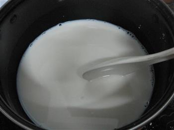 脆皮炸鲜奶的做法图解1