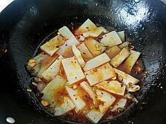 牛肉豆豉炒凉粉的做法步骤8