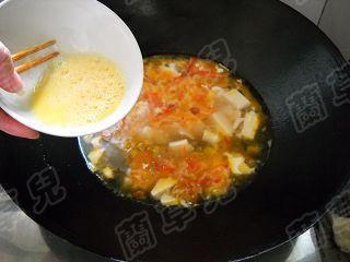 茄汁豆花鸡蛋汤的做法步骤5