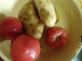 番茄土豆炖牛肉的做法步骤2