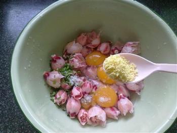 木槿花煎蛋的做法步骤7