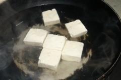 肉糜蒸臭豆腐的做法步骤3