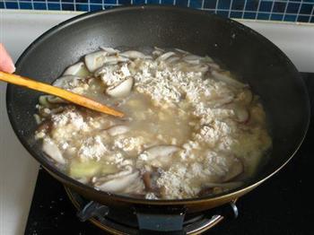 香菇海鲜疙瘩汤的做法图解10