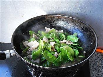 五花肉烧扁豆的做法步骤9