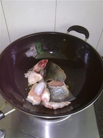 家庭版水煮活鱼的做法步骤2