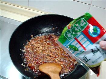 香辣肉酱拌板儿面的做法步骤5