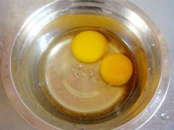 鸡蛋炸酱面的做法图解2
