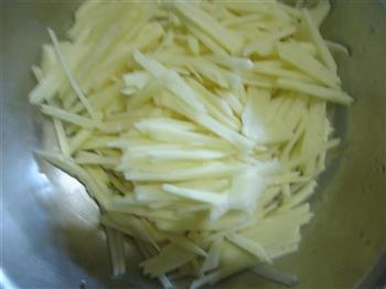 花椒油炝土豆丝的做法步骤3