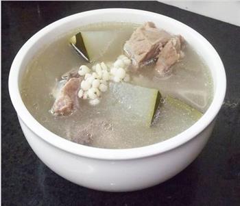 冬瓜薏米猪骨汤的做法步骤6