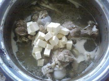豆腐猪骨汤的做法步骤4