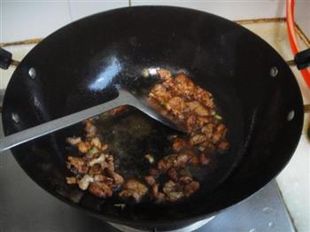 榛蘑土豆片的做法步骤3