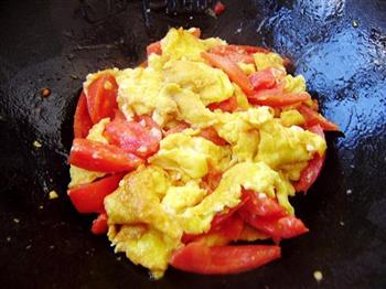 西红柿鸡蛋炸酱面的做法步骤3