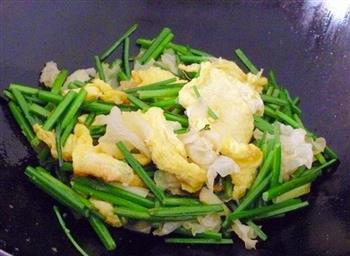 韭菜苔炒银耳鸡蛋的做法步骤9