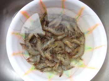 土豆香芹烧对虾的做法图解2