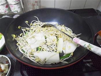 韩式海鲜汤的做法步骤3
