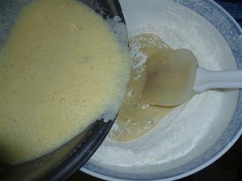 香蕉酸奶小蛋糕的做法步骤4