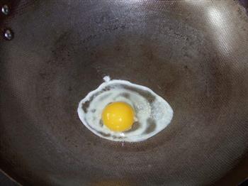 杂蔬鸡蛋面的做法图解4
