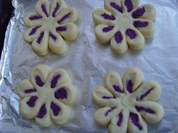 紫薯花朵面包的做法图解9