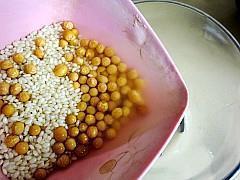 米润豆浆粥的做法图解3