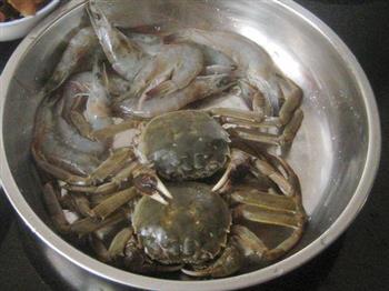 海虾河蟹粉丝煲的做法步骤1