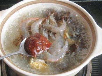 海虾河蟹粉丝煲的做法图解7