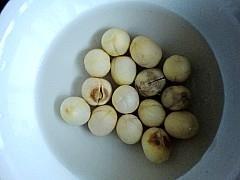 莲子红枣豆浆的做法图解2
