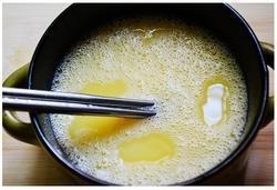 豆豉鲮鱼蒸水蛋的做法步骤1