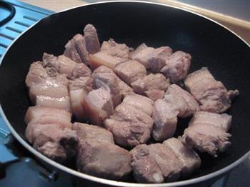 红烧肉焖豆角干的做法步骤1