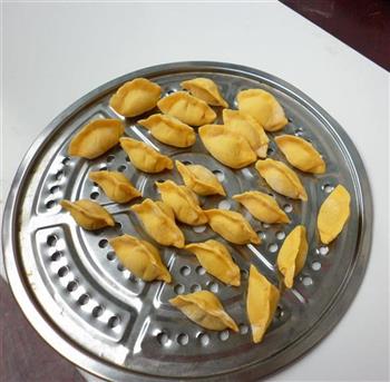 南瓜鸡肉香菇水饺的做法步骤17