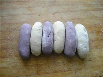 双色紫薯馒头结的做法步骤3