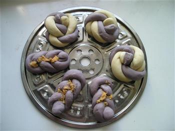 紫薯肉松麻花卷的做法步骤12
