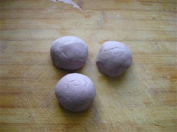 紫薯肉松麻花卷的做法步骤5