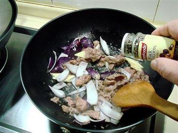 蚝油黑椒炒牛肉的做法步骤7