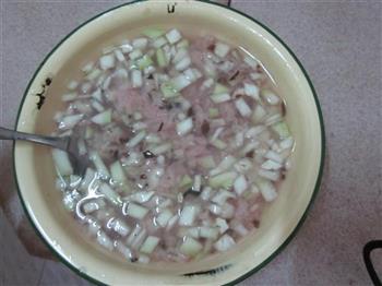 木耳西葫芦瘦肉汤的做法步骤4