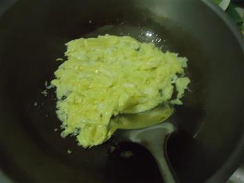 莴笋炒鸡蛋的做法步骤6