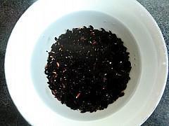 花生紫米豆浆的做法步骤3