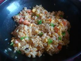 咖喱虾仁炒饭的做法步骤9