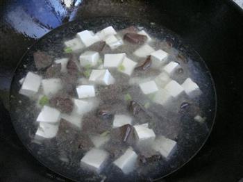 猪血豆腐白菜汤的做法步骤7