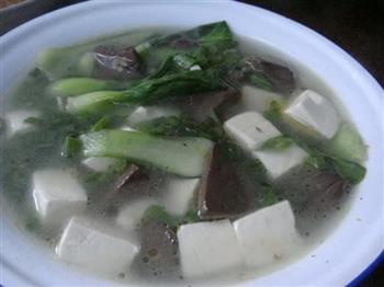 猪血豆腐白菜汤的做法步骤9