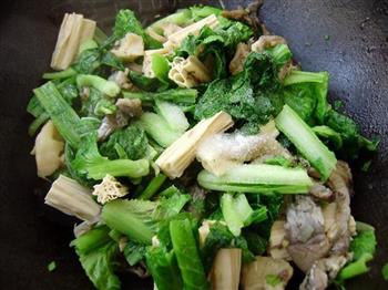腐竹鲜蘑烧白菜的做法步骤6