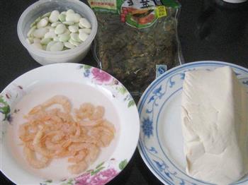 虾干酸菜豆腐汤的做法图解1